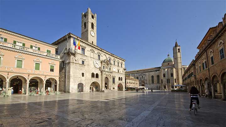 Monthly Daycare Cost and Fee Structure in Ascoli Piceno City, Province of Ascoli Piceno, Italy