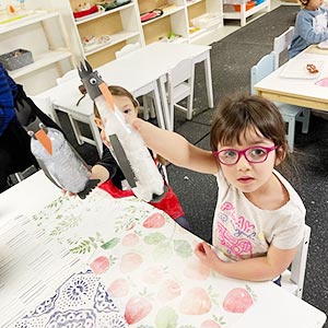 Stepping-Stones-Montessori-2-1.jpg